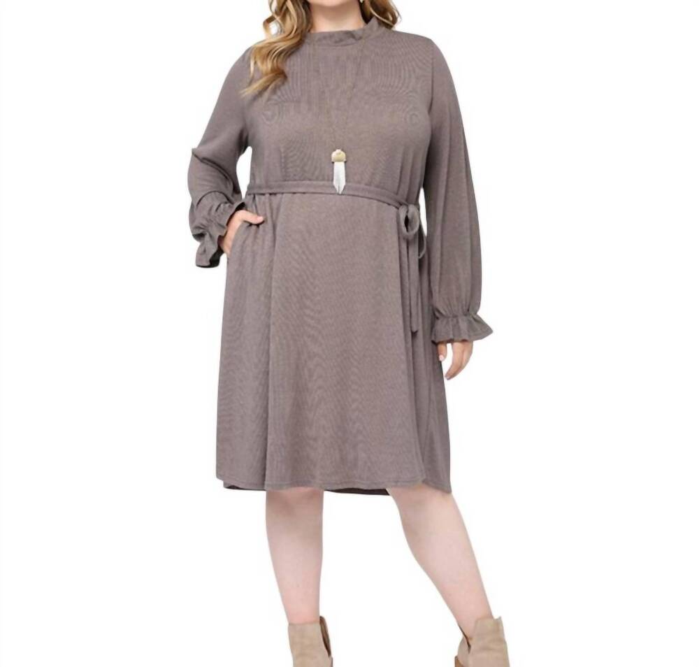 NEW GIGIO sweet long sleeve dress - plus in mocha